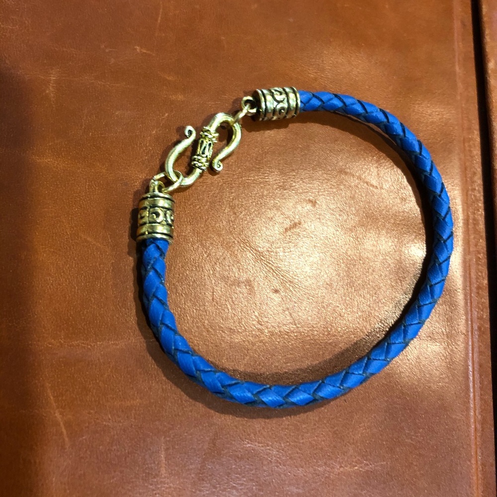 3mm Kangaroo lace bracelet